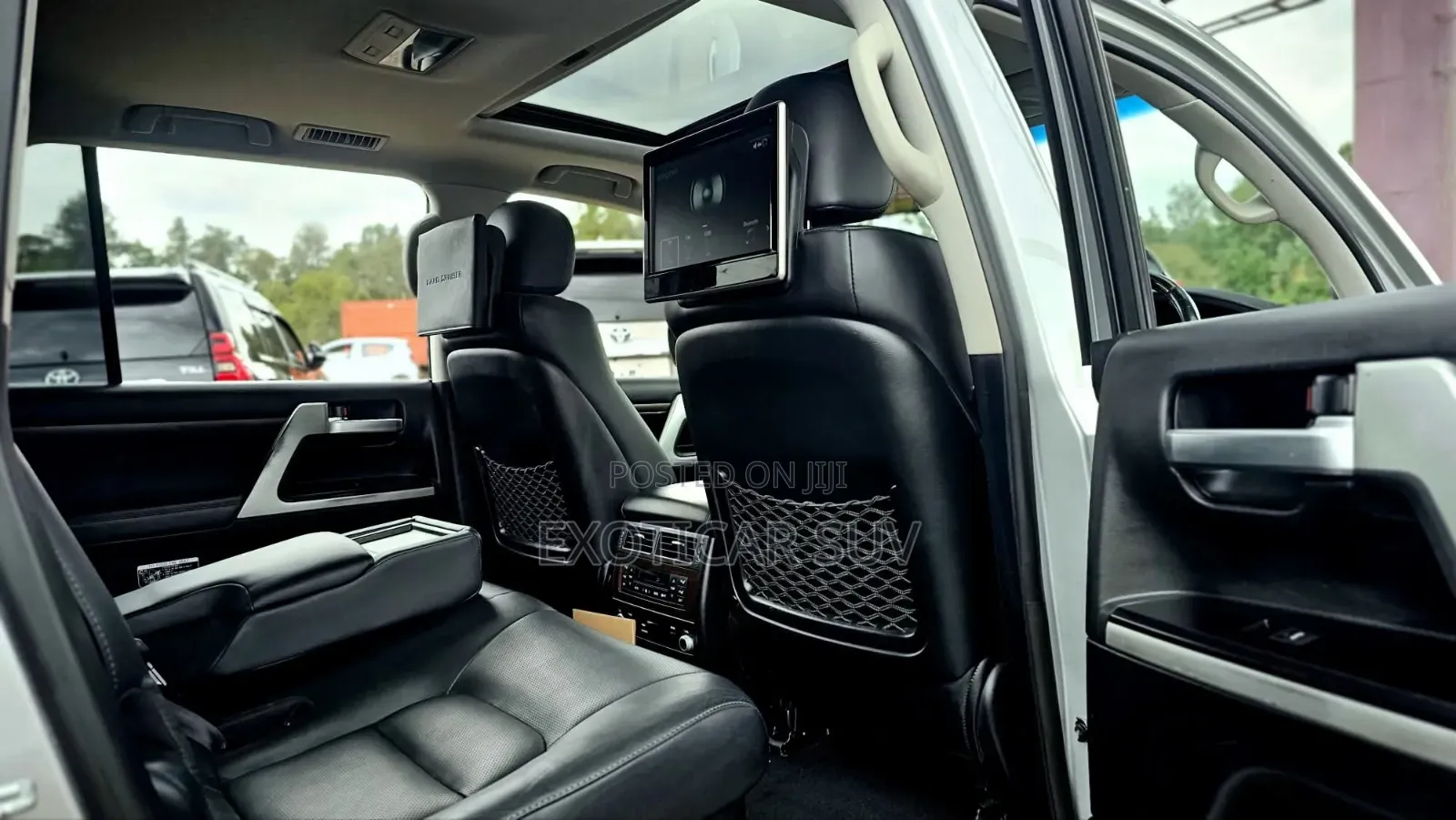 Toyota Land Cruiser 4.5 V8 VXR 2019 Silver