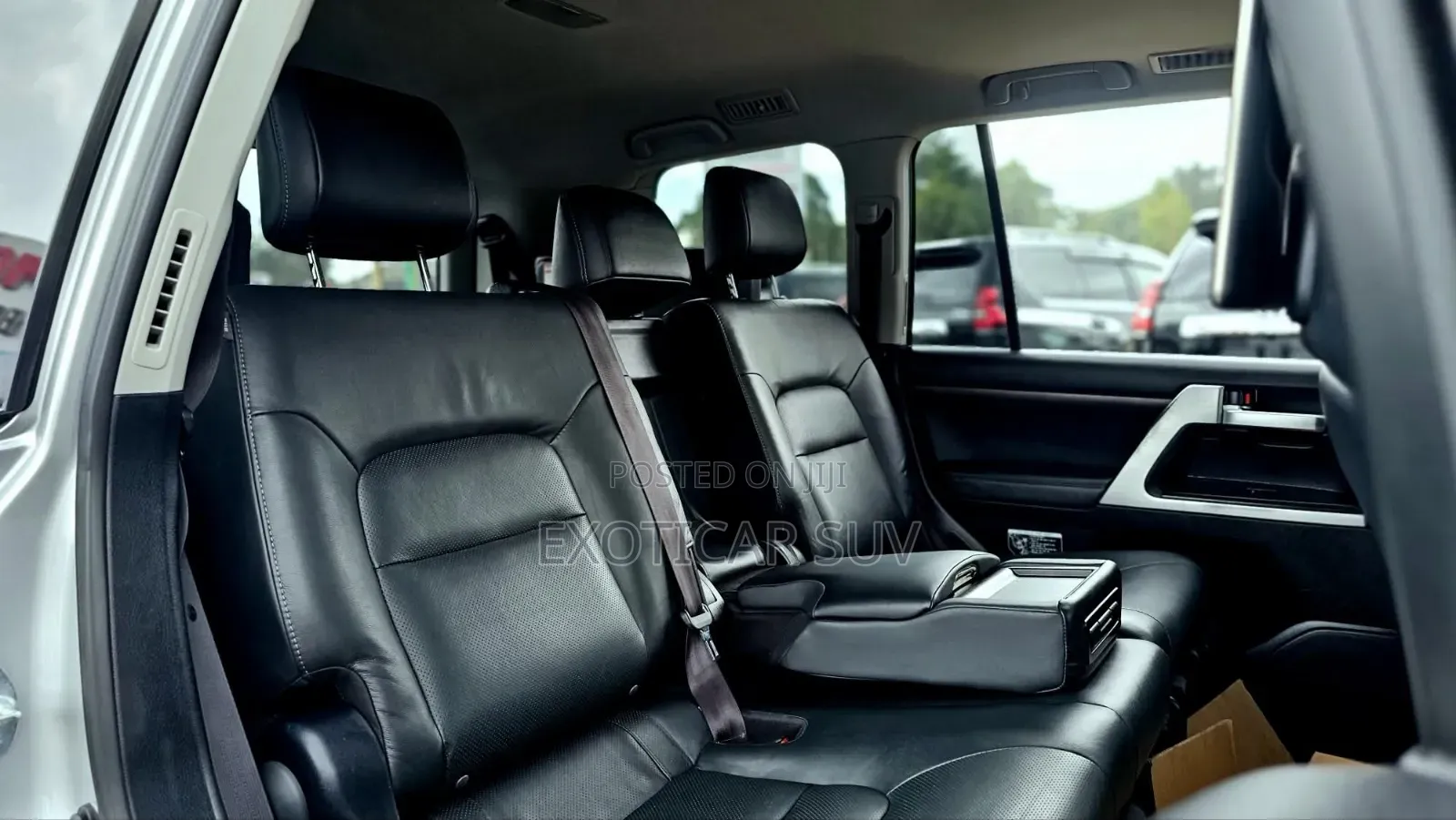 Toyota Land Cruiser 4.5 V8 VXR 2019 Silver