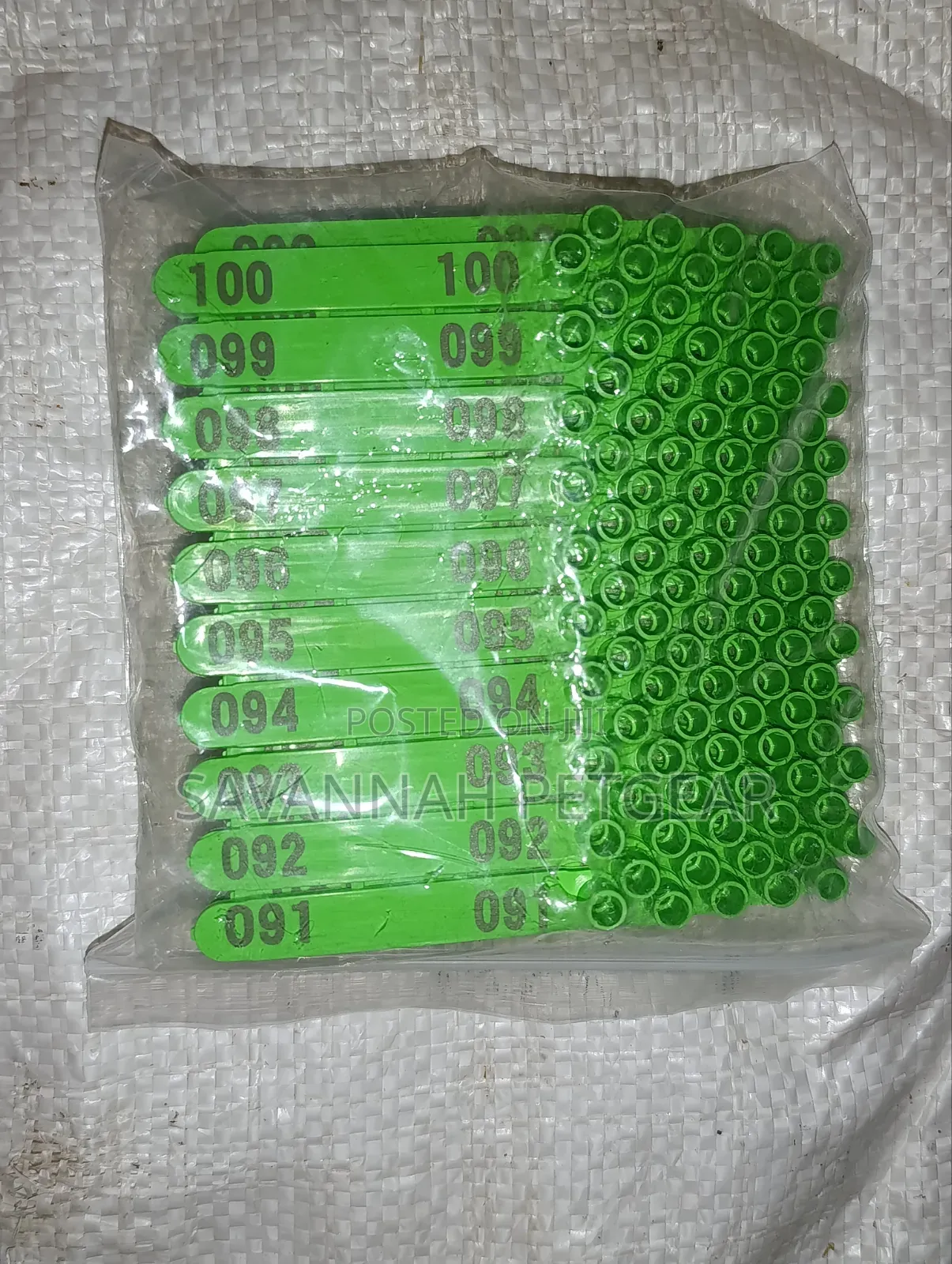 Green Plastic Numbered Livestock Ear Tags For Pigs