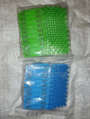 Green Plastic Numbered Livestock Ear Tags For Pigs