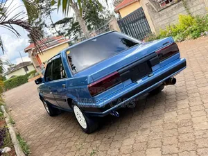 Nissan Sunny 1995 Blue