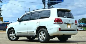 Toyota Land Cruiser 2008 White