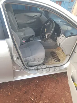 Toyota HiAce 2009 Silver