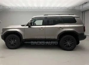 Toyota Land Cruiser Prado 2024
