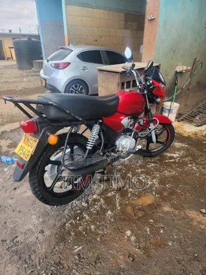 TVS HLX Plus ES 2025 Red