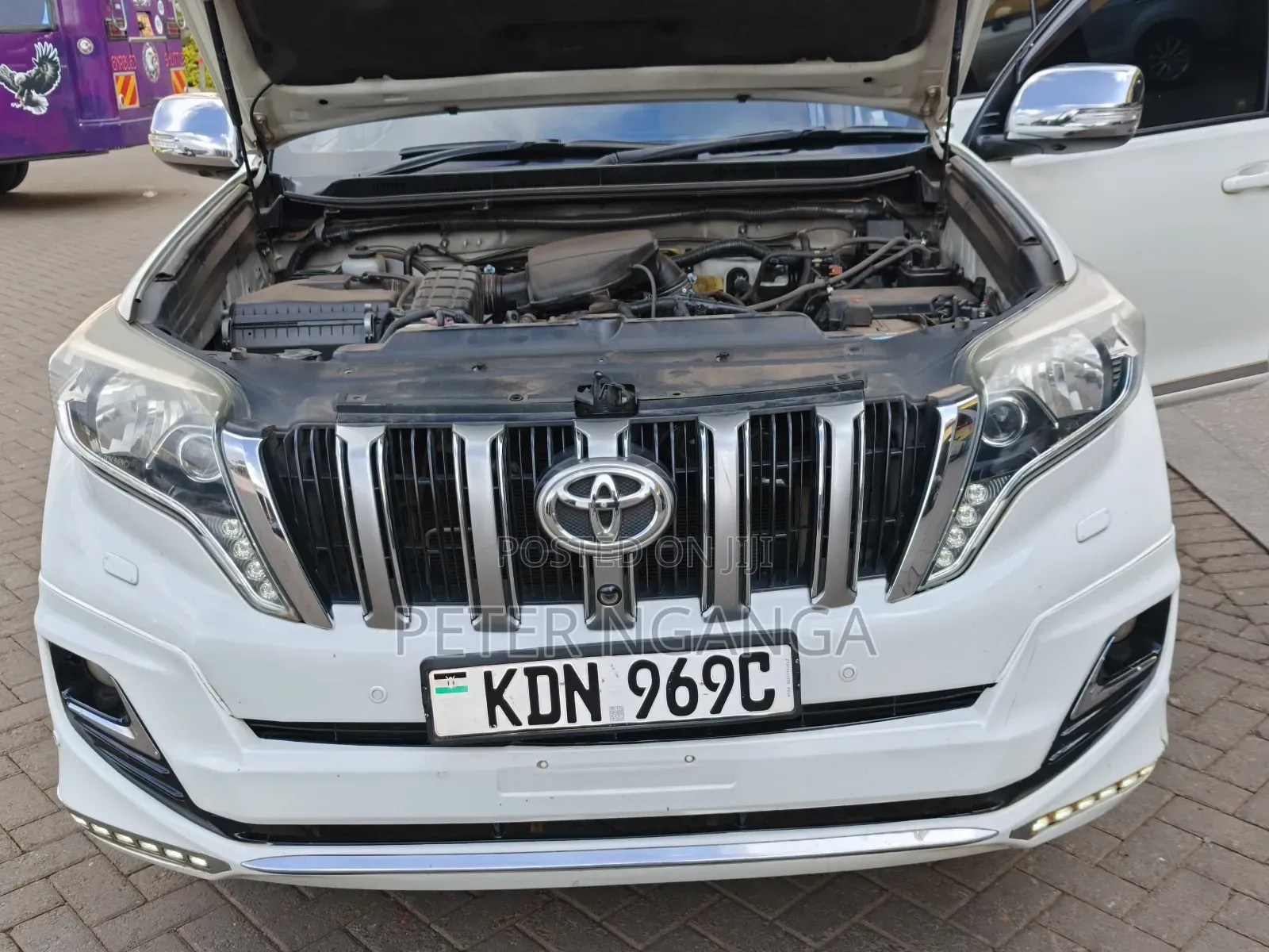 Toyota Land Cruiser Prado 2015 White