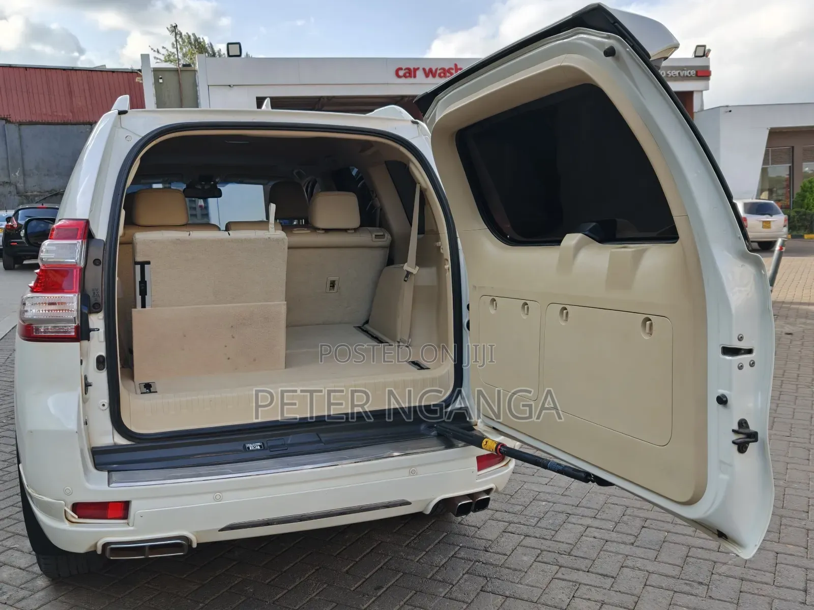 Toyota Land Cruiser Prado 2015 White