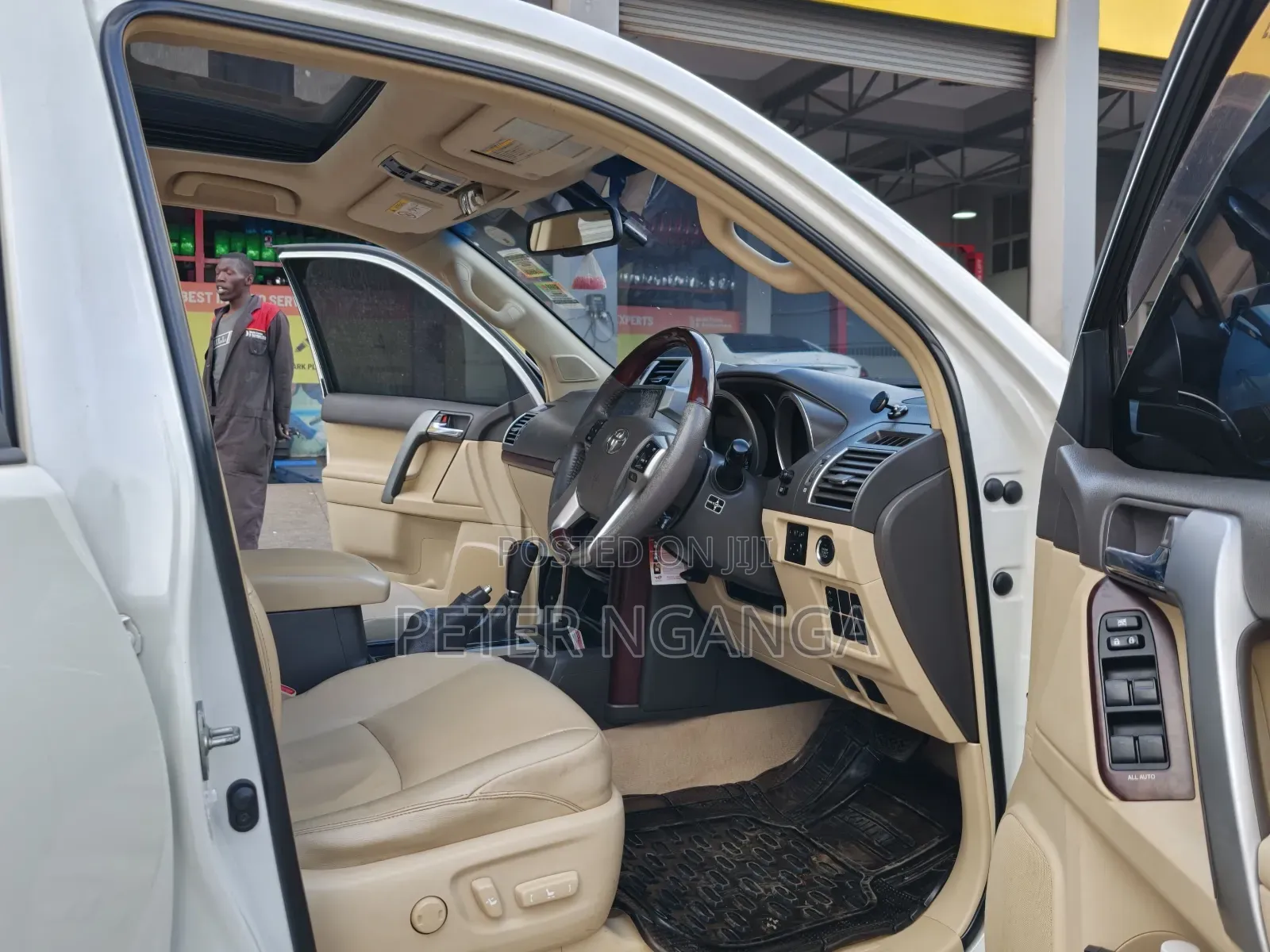 Toyota Land Cruiser Prado 2015 White