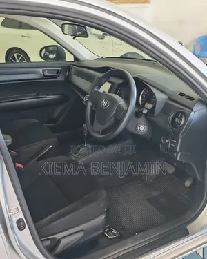 Toyota Axio 2019 Silver