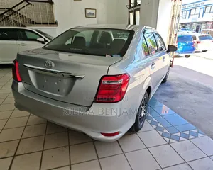 Toyota Axio 2019 Silver