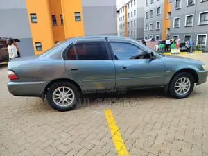 Toyota Corolla 1995 Green