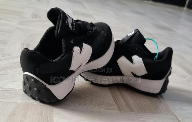 Kids Sneakers - thumbnail 3