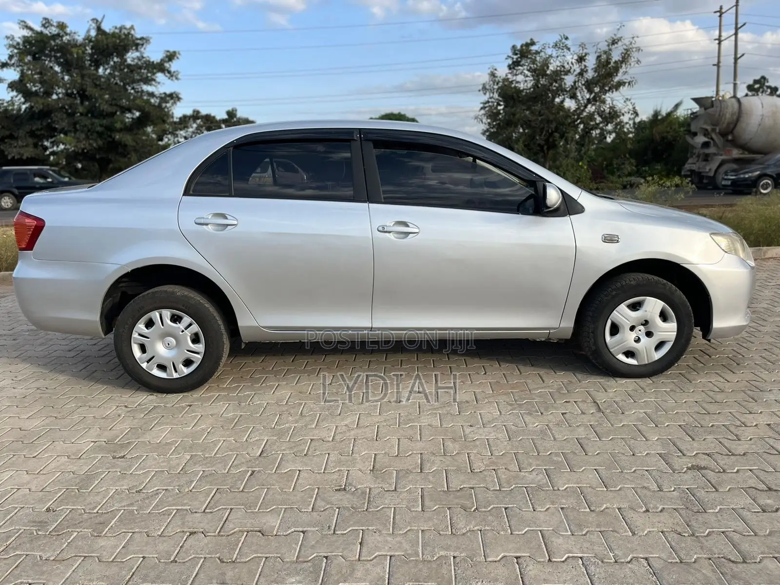 Toyota Axio 2007 Silver