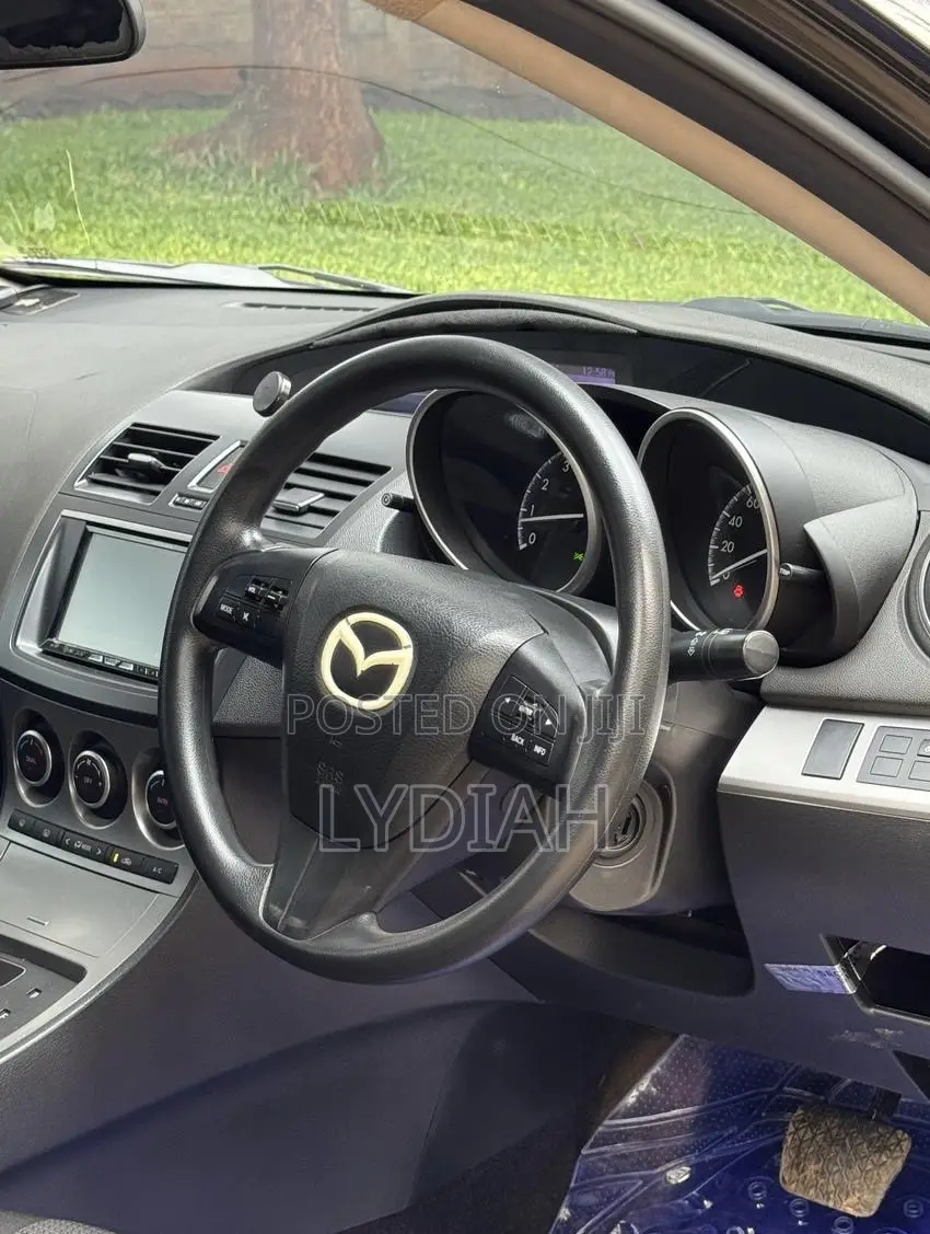 Mazda Axela 2012 Black