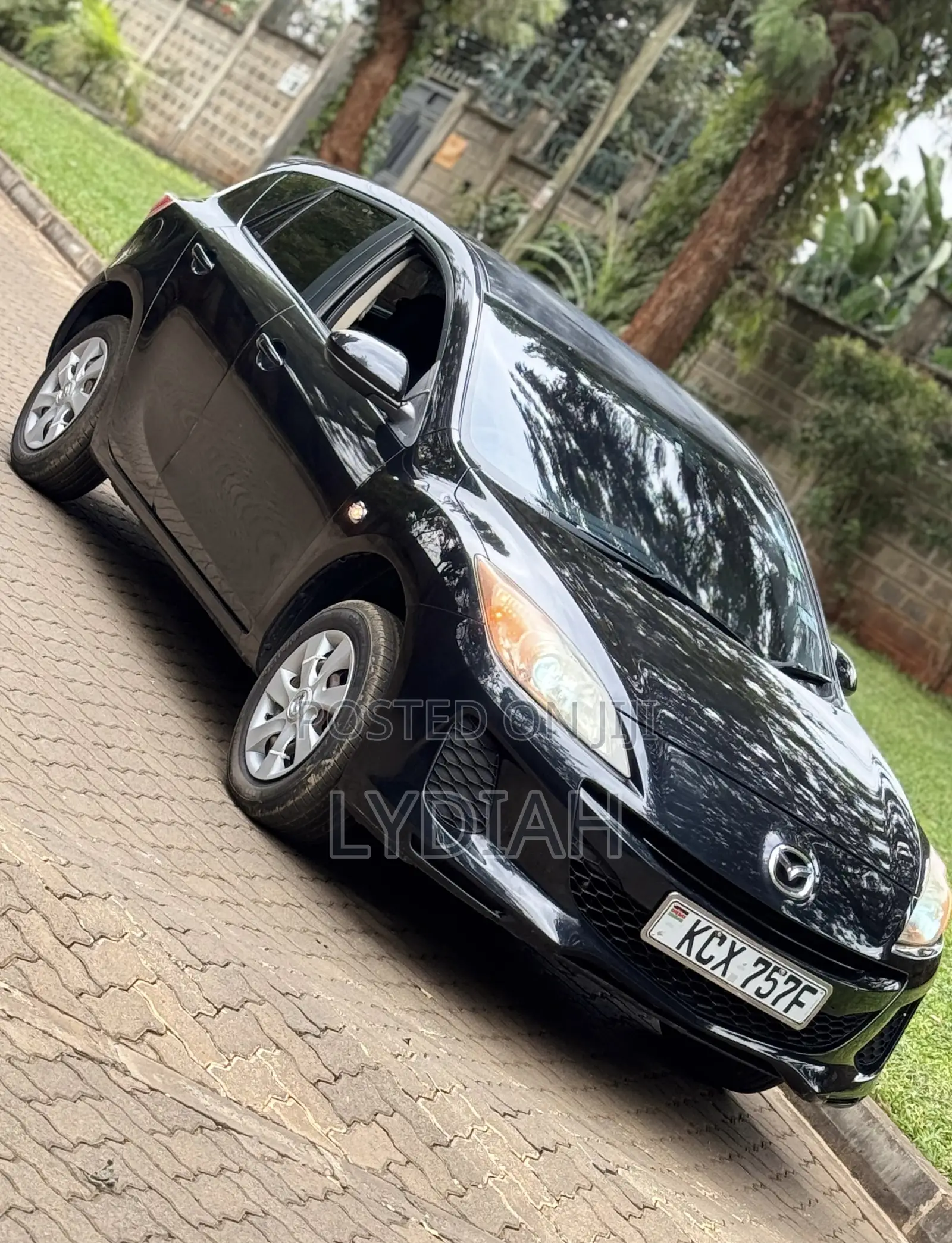 Mazda Axela 2012 Black