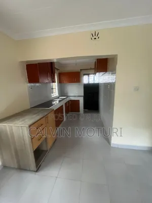 3bdrm Bungalow in Ngong Road Near Vet, Junction for rent