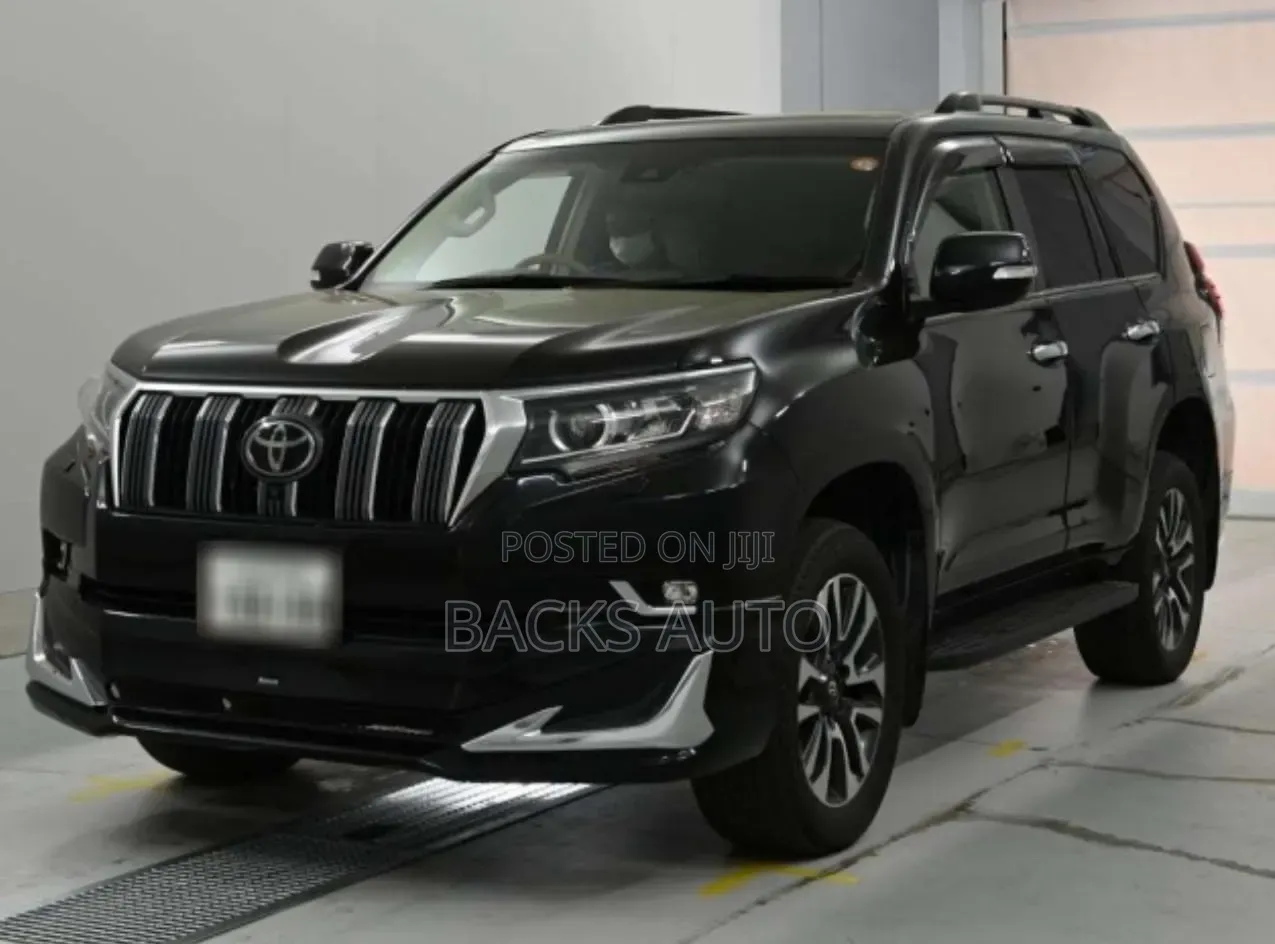 Toyota Land Cruiser Prado 2.8 2022 Black