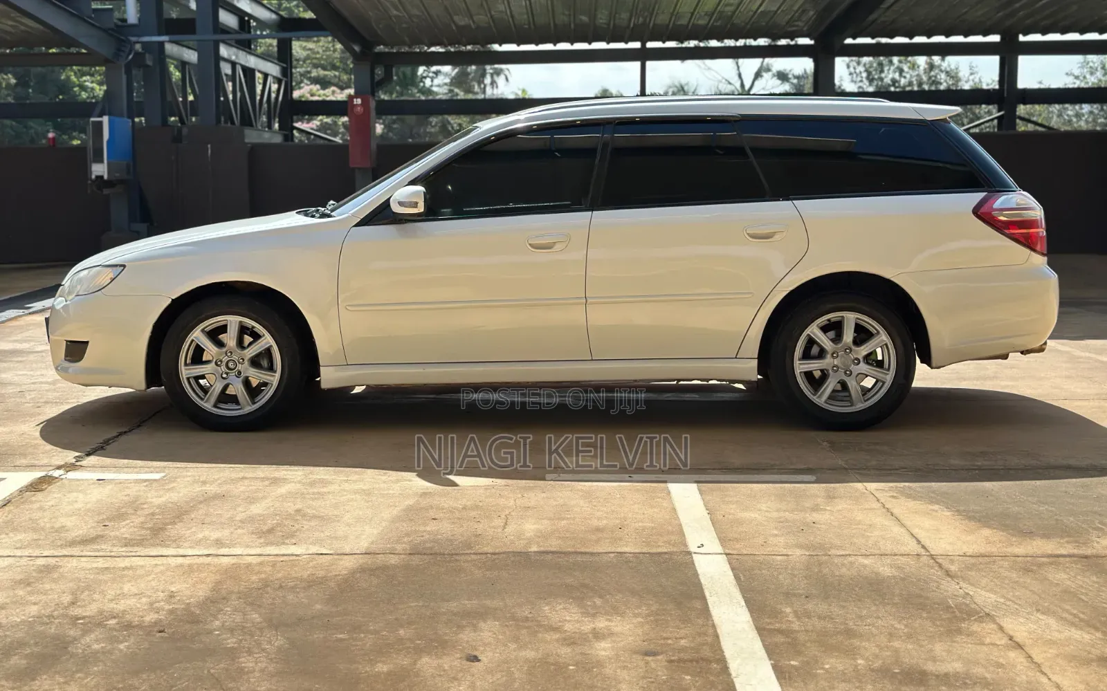 Subaru Legacy 2008 White