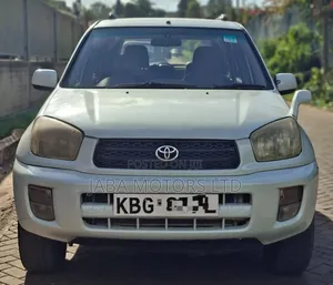 Toyota RAV4 2004 White
