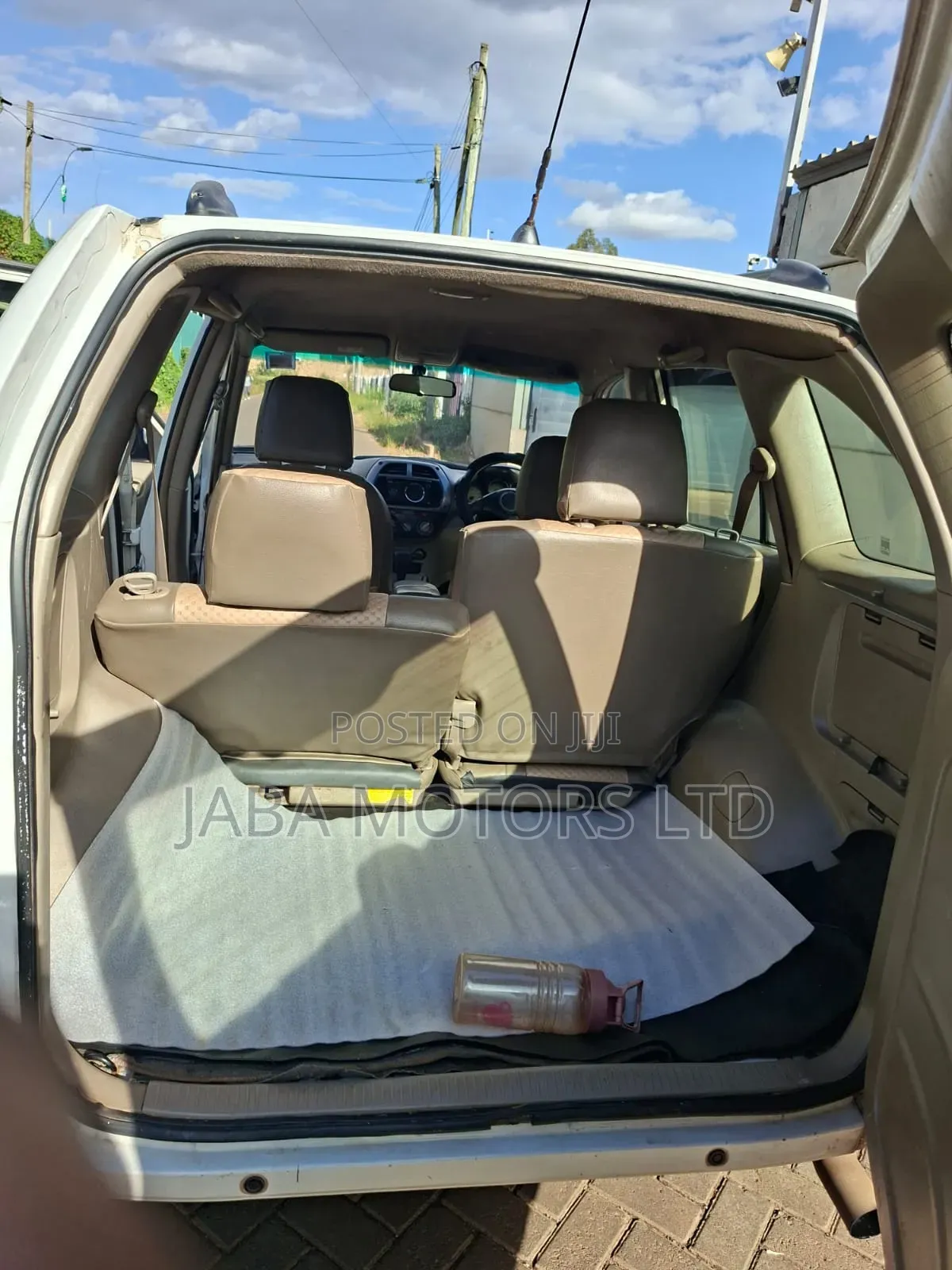 Toyota RAV4 2004 White