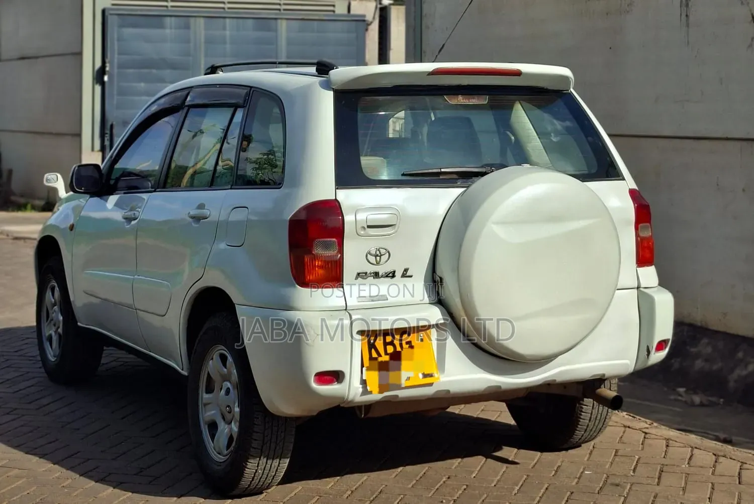 Toyota RAV4 2004 White