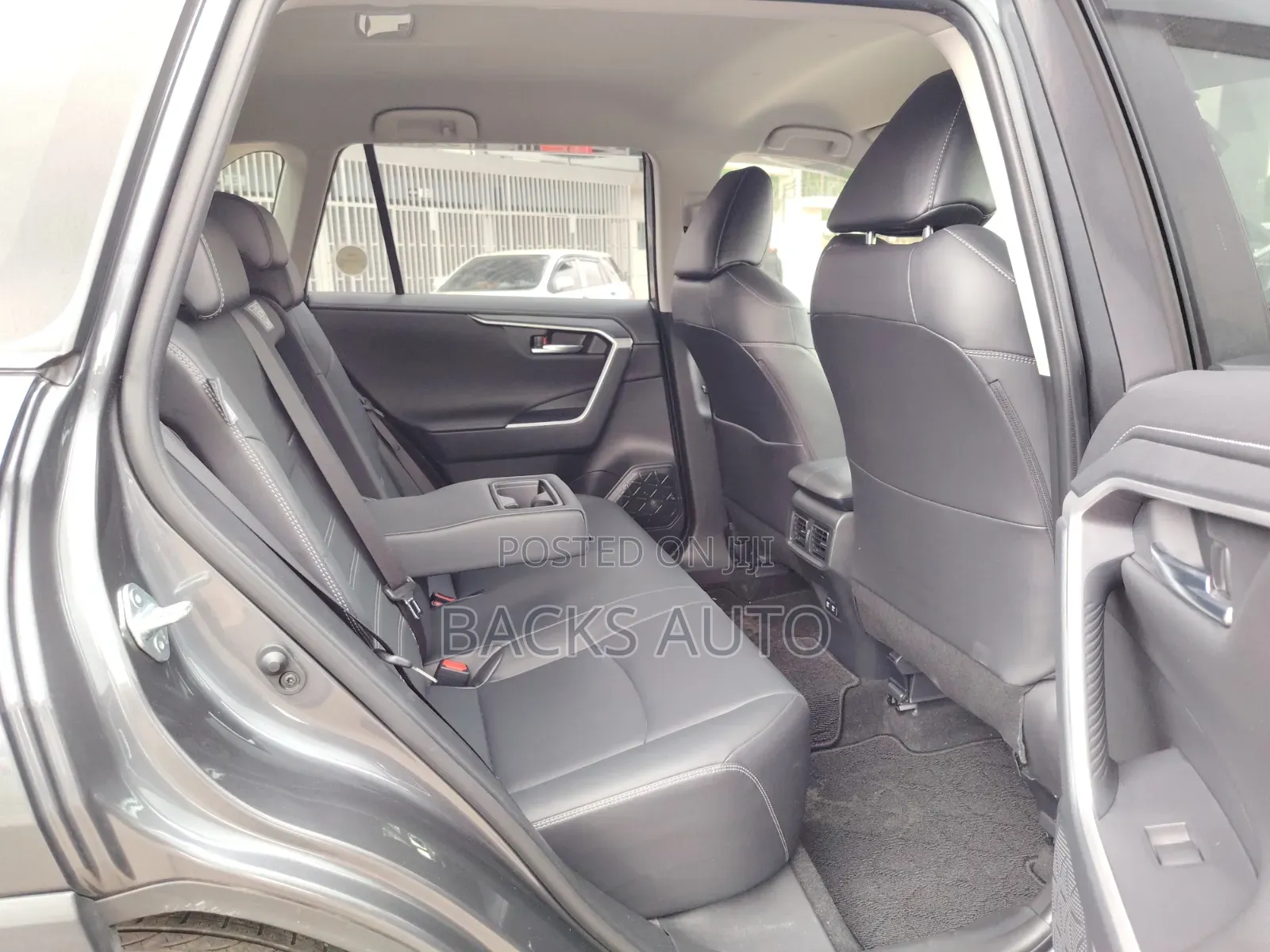 Toyota RAV4 2019 Gray