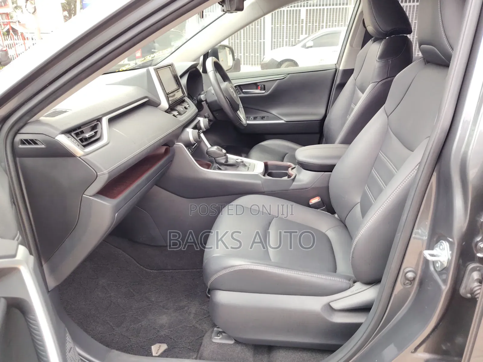 Toyota RAV4 2019 Gray