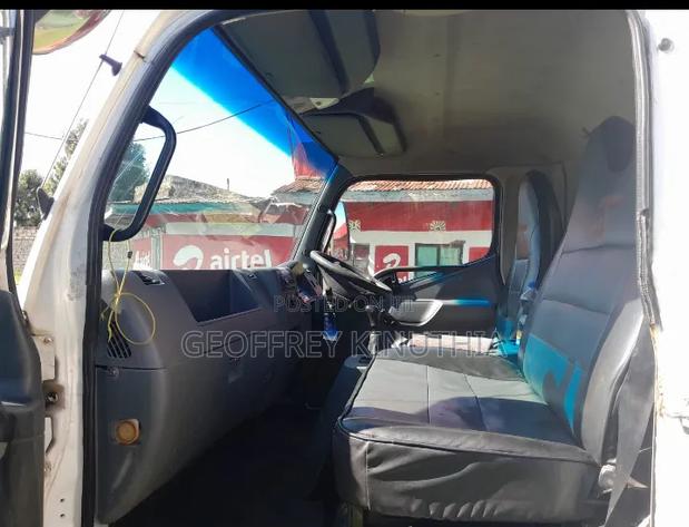 Fuso Mitsubishi Fivi - thumbnail 2