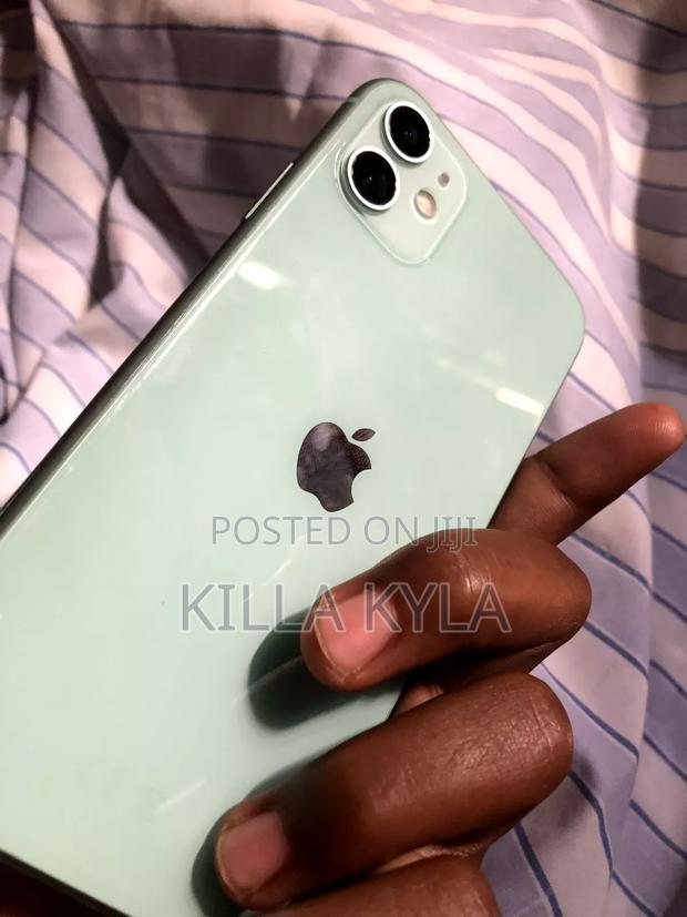Apple iPhone 11 64 GB Green - thumbnail 2