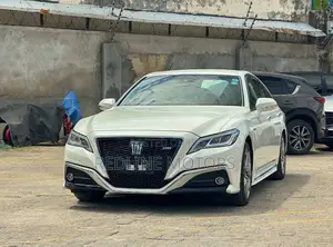 Toyota Crown 2020 White