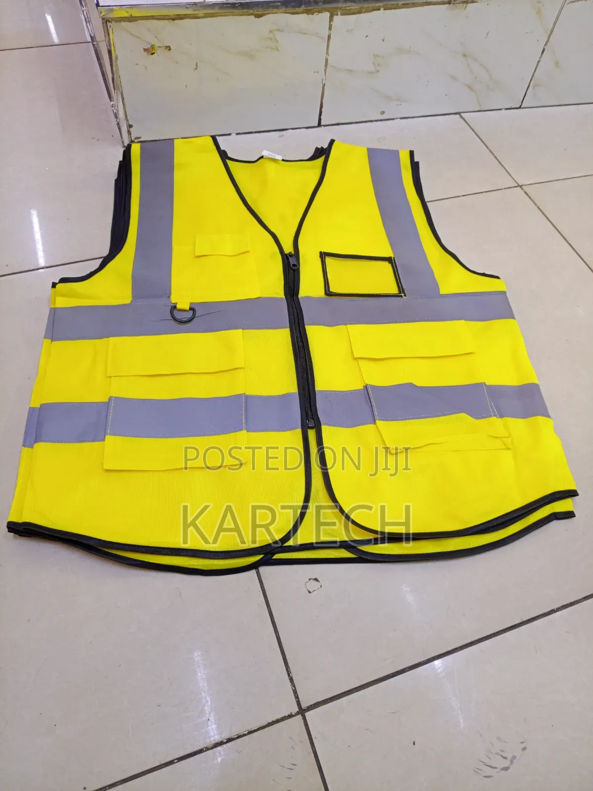 Industrial Reflector Safety Vest – Yellow Zip-up Design With Pockets