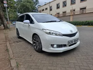 Toyota Wish 2013 White