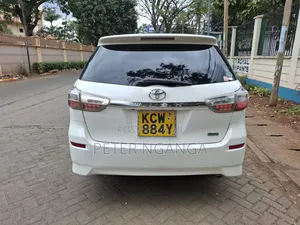 Toyota Wish 2013 White