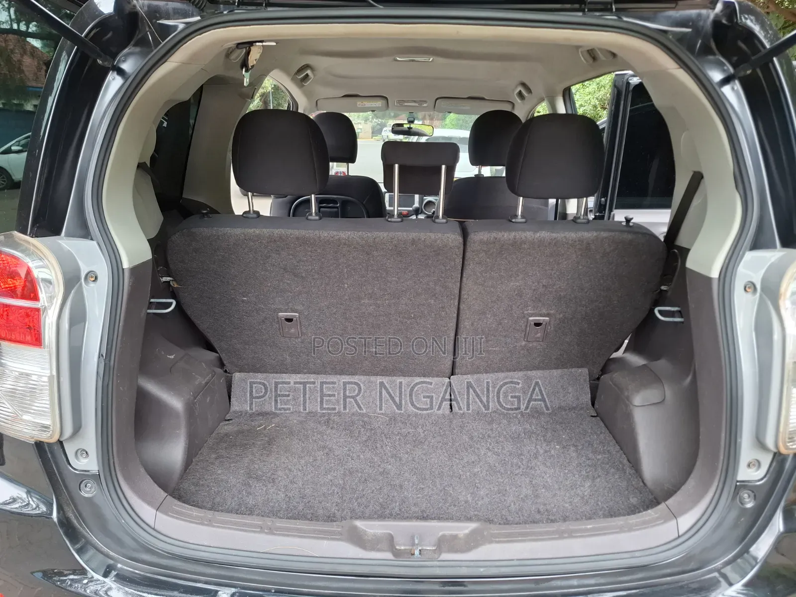 Toyota Spade 2014 Black