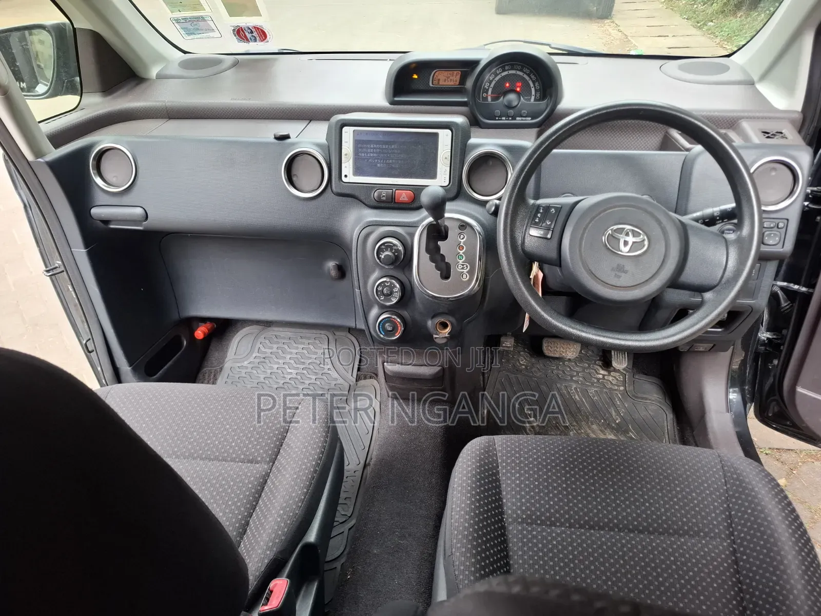 Toyota Spade 2014 Black