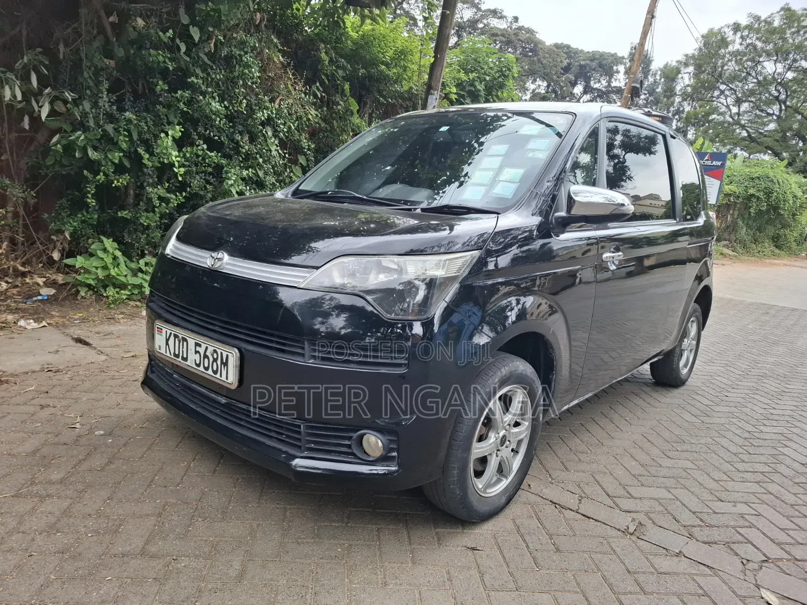 Toyota Spade 2014 Black