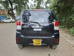 Toyota Spade 2014 Black
