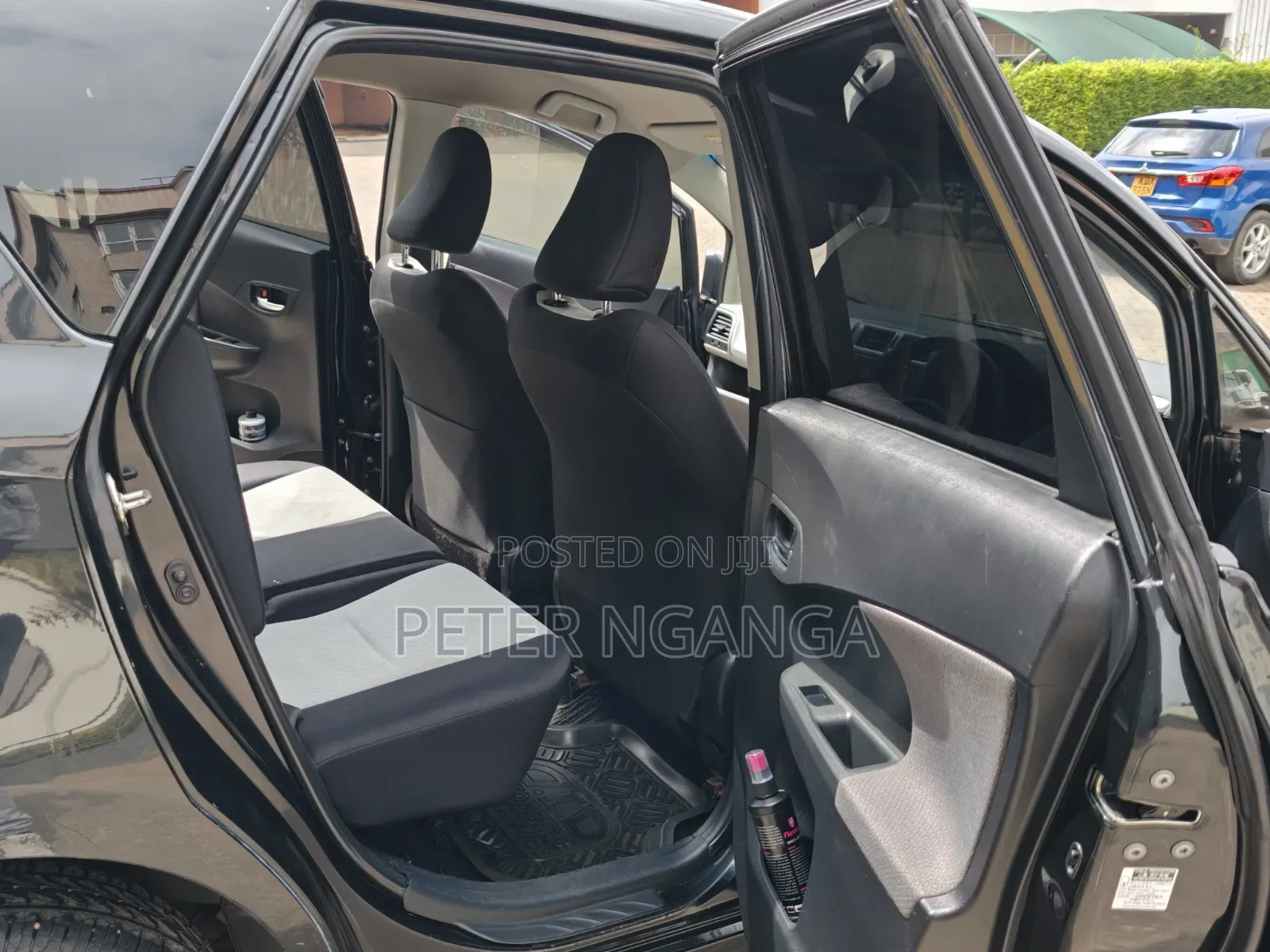 Toyota Ractis 2012 Matt Black