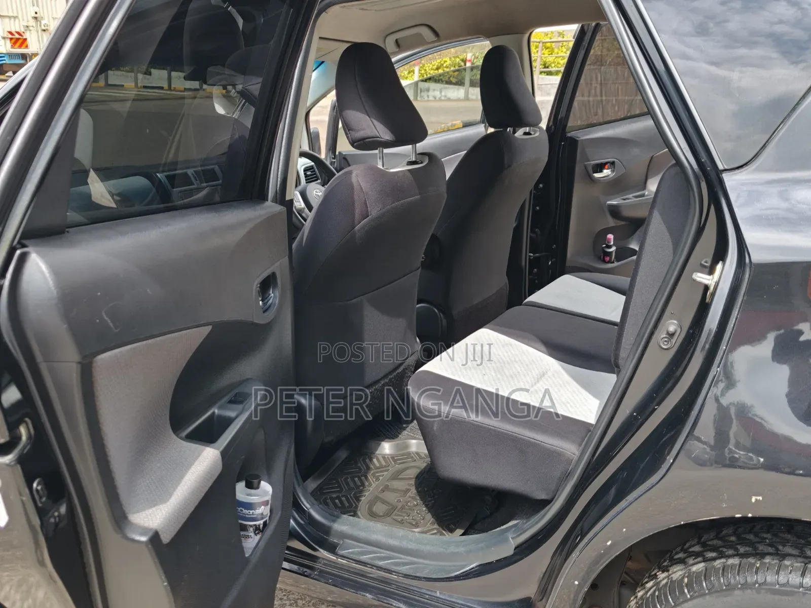 Toyota Ractis 2012 Matt Black