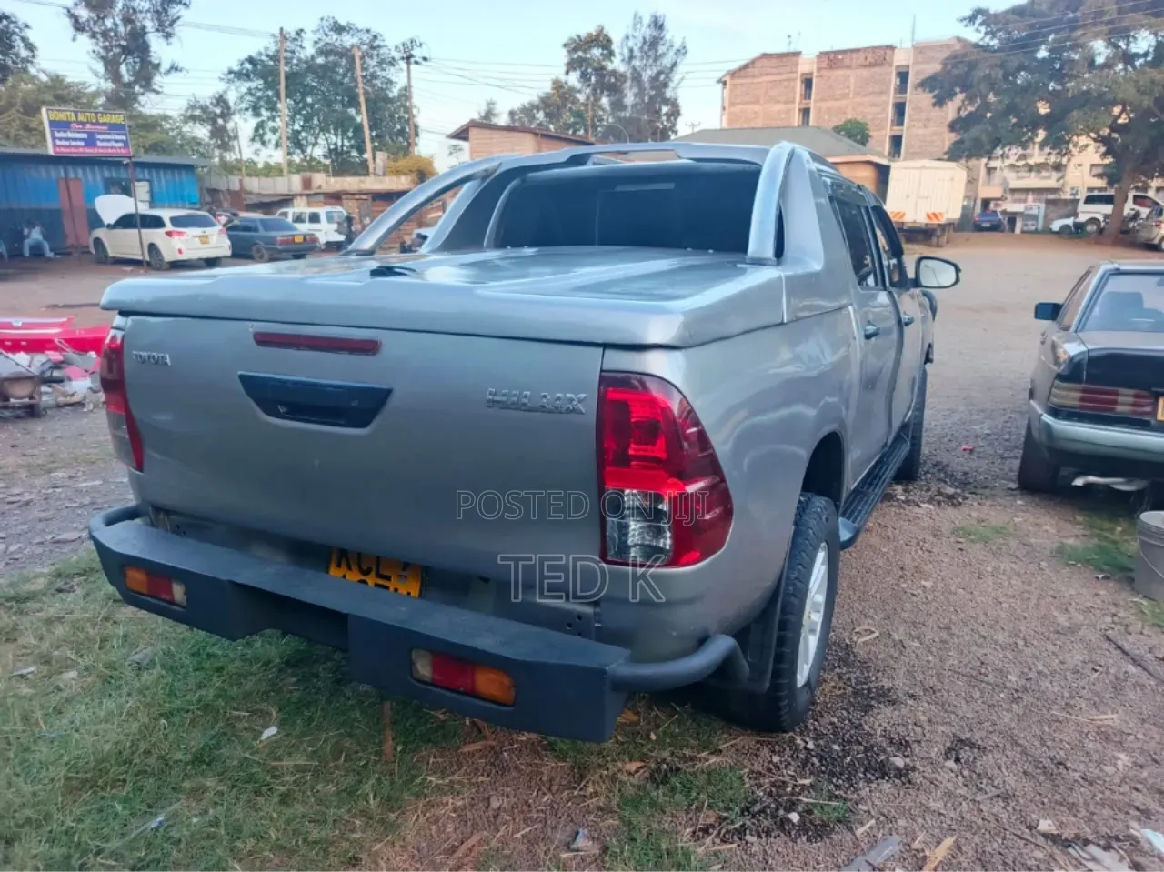 Toyota Hilux 2017 Silver
