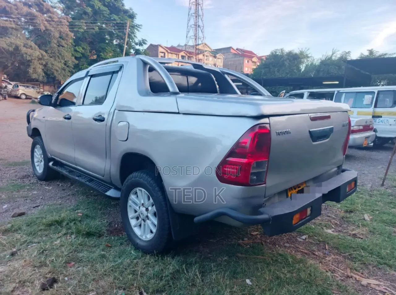 Toyota Hilux 2017 Silver