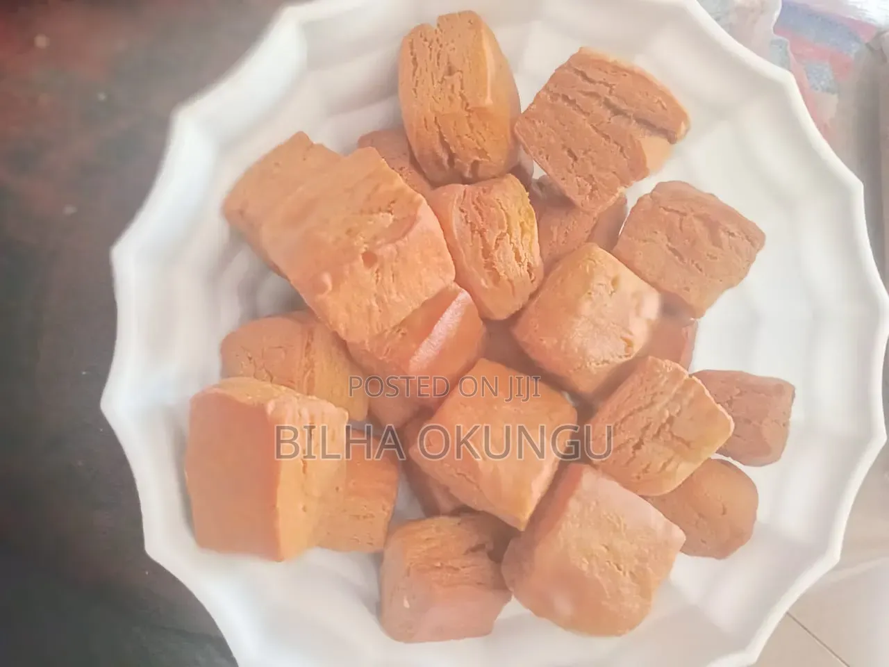 Delicious Freshly Baked Half Cakes and Crispy Samosa Services,