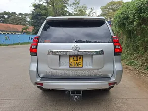 Toyota Land Cruiser Prado 3.0 TD 2010 Silver
