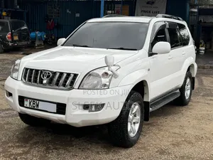 Toyota Land Cruiser Prado 2007 White