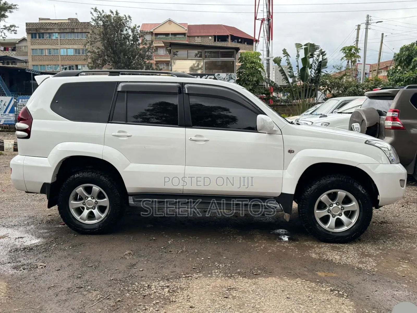 Toyota Land Cruiser Prado 2007 White