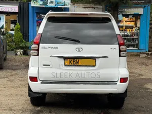 Toyota Land Cruiser Prado 2007 White