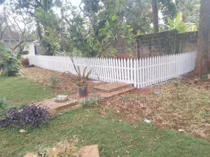 Modern Wooden Garden Fences Per Metre