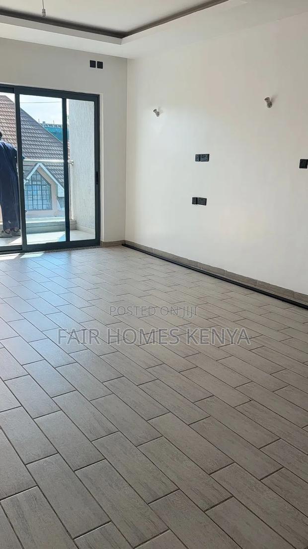 2bdrm Apartment in Valley Arcade for rent - thumbnail 2