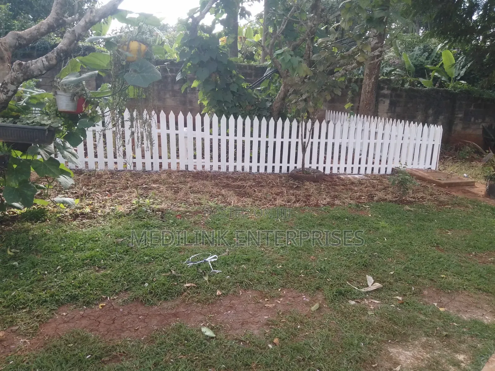 Roedo Palleted Garden Fences Customized Per Metre