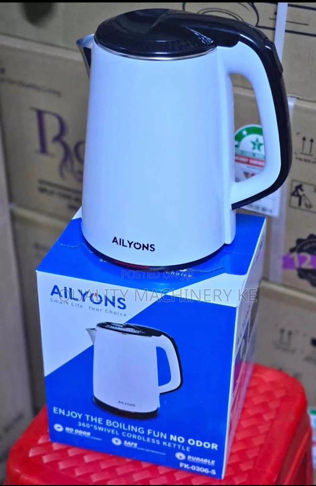 Quality Plastic Electric Kettle